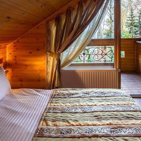 Hutor Hotel Dnipro Eksteriør billede