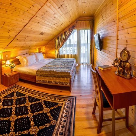 Hutor Hotel Dnipro Eksteriør billede