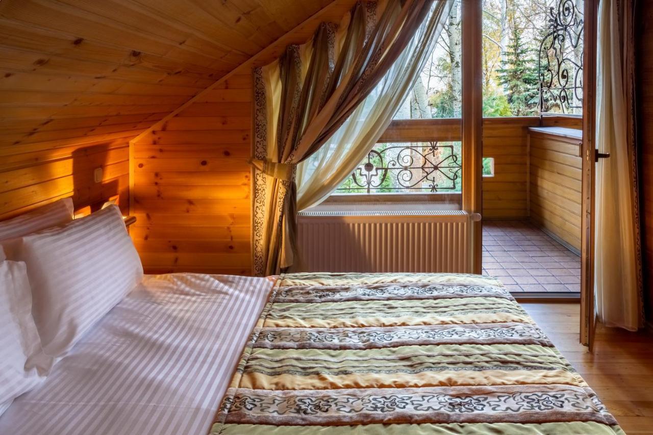 Hutor Hotel Dnipro Eksteriør billede