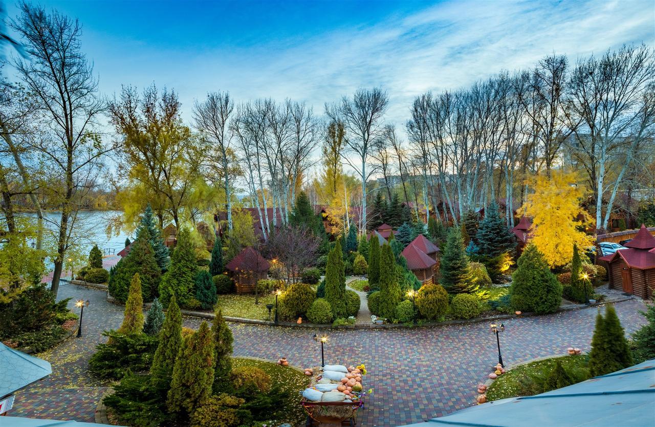 Hutor Hotel Dnipro Eksteriør billede