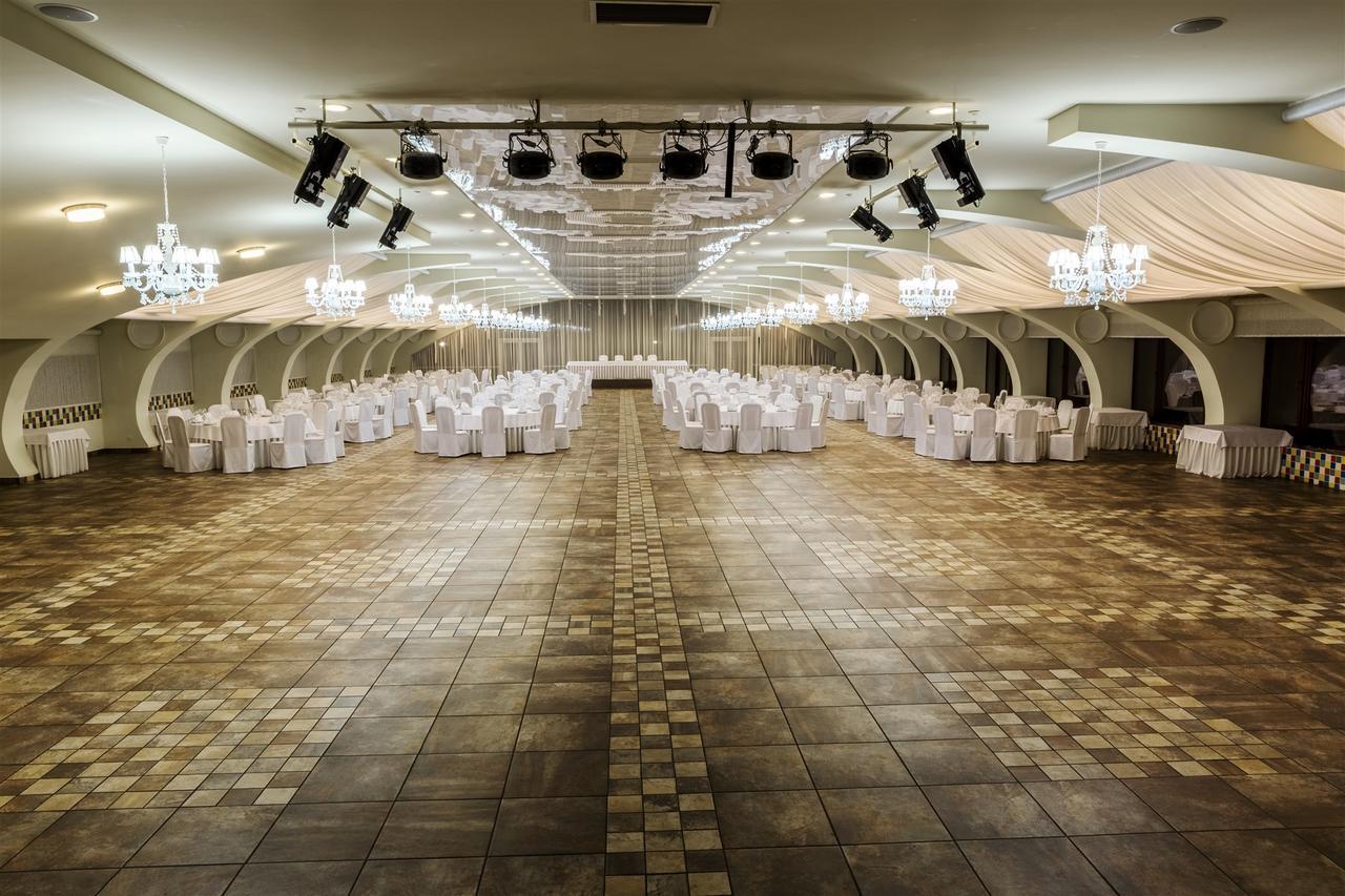 Hutor Hotel Dnipro Eksteriør billede