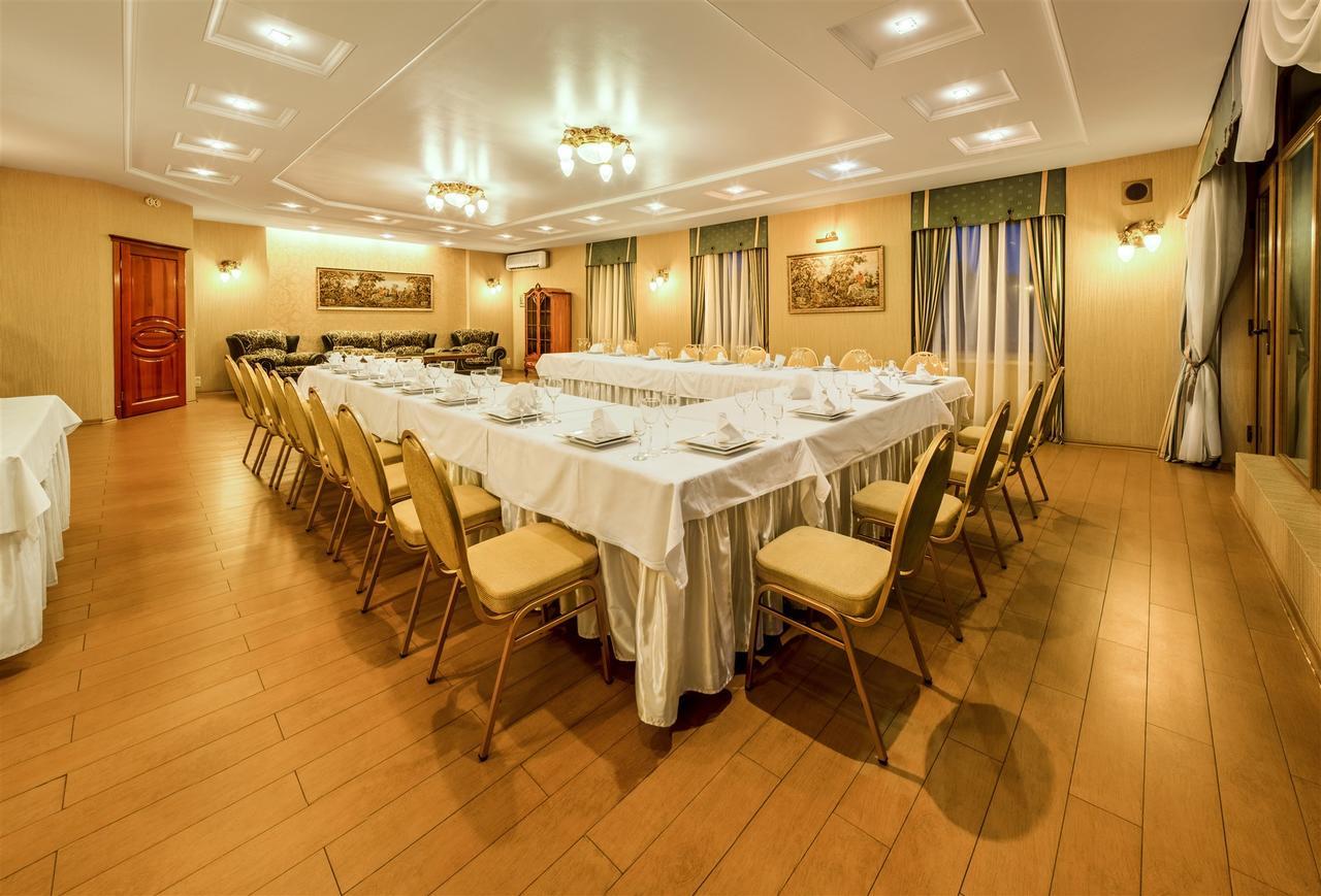 Hutor Hotel Dnipro Eksteriør billede